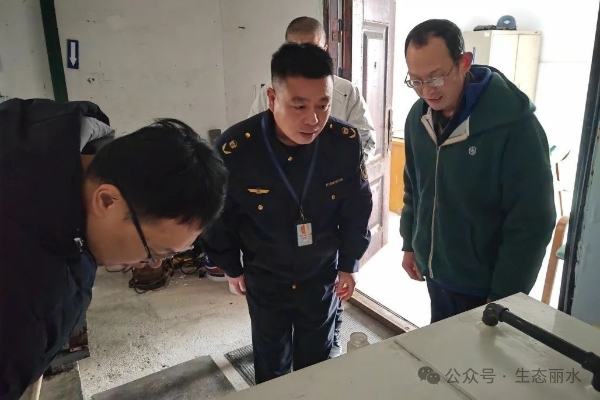 守好“环境安全关”，他们这样做1.jpg